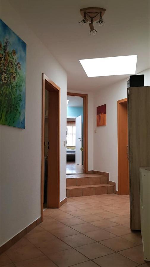 Gaestewohnung 4-Raum Wohnung Fuer 2-8 Personen ซวิคเคา ภายนอก รูปภาพ